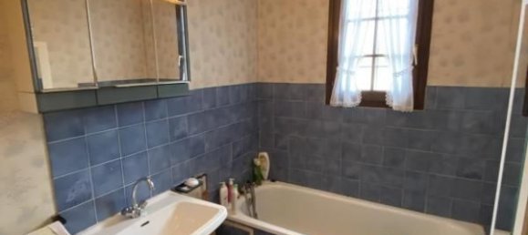 6 bedrooms House in La Guerche-sur-l'Aubois, France No. 69223 22