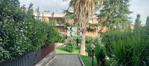1 bedroom Apartment in Rome, Italy No. 324595 2