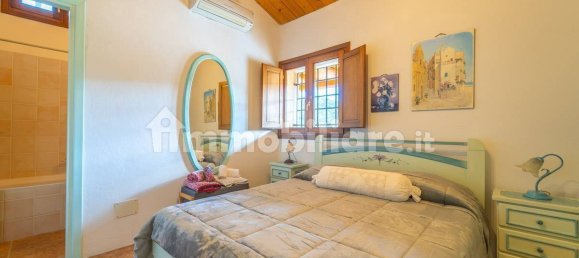 Villa de 4 dormitorios en Olbia, Italy No. 58726 22