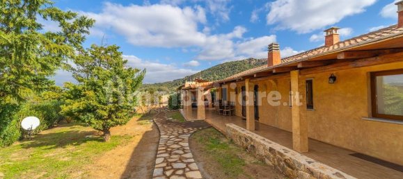 Villa de 4 dormitorios en Olbia, Italy No. 58726 33