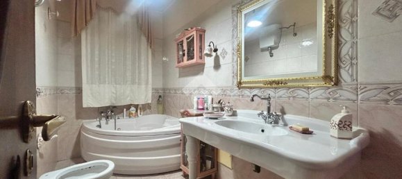 3 bedrooms Apartment in Villaricca, Italy No. 329176 8