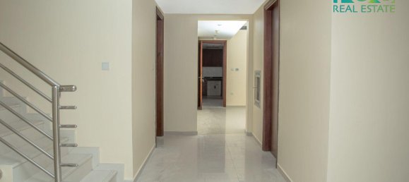 4 bedrooms Apartment in Al Hamra Village, UAE No. 25178 9