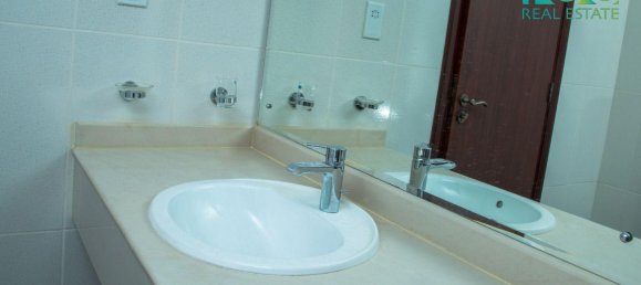 4 bedrooms Apartment in Al Hamra Village, UAE No. 25178 20