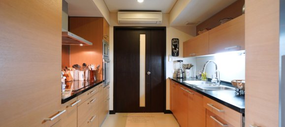 Кондоминиум  с 3 спальнями в Патхум Ван, Таиланд № 62680 14