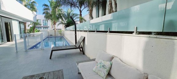 3 bedrooms House in Ciudad Quesada, Spain No. 183620 3