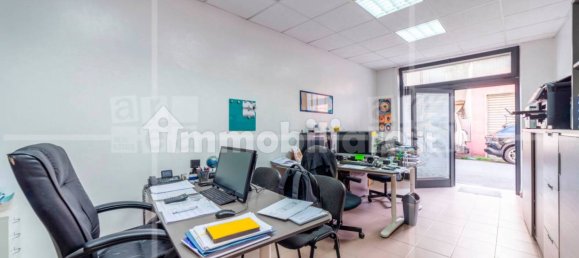 1 room Commercial property in Rome, Italy No. 319575 2