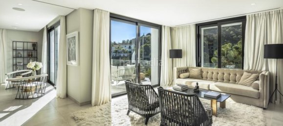 5 غرف نوم منزل في El Madronal, Spain رقم 31766 13