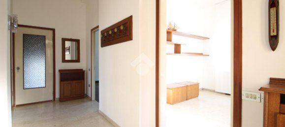 4-Zimmer Villa in Garbagnate Milanese, Italy, Nr. 74621 8