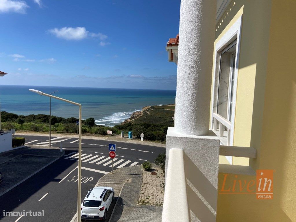 3 bedrooms Duplex in Ericeira, Portugal No. 15151