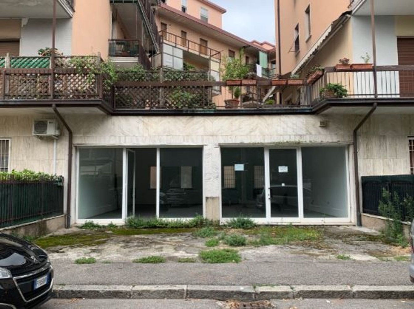 110m² Commercial property in Brescia, Italy No. 362868