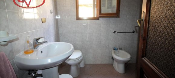 8 rooms House in Cavriglia, Italy No. 237390 15