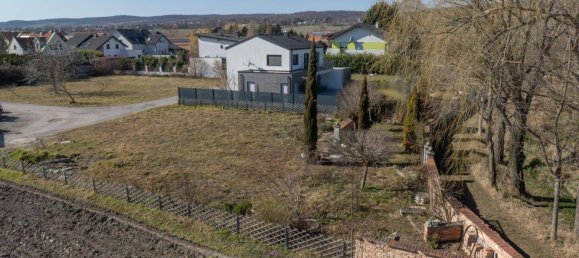 691m² Land in Winden am See, Austria No. 156198 3