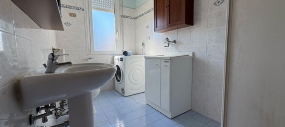 4 bedrooms Apartment in Carpi, Italy No. 370525 41