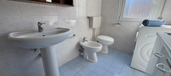 4 bedrooms Apartment in Carpi, Italy No. 370525 43