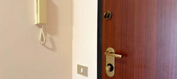 4 bedrooms Apartment in Carpi, Italy No. 370525 8