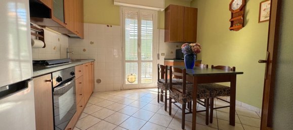 4 bedrooms Apartment in Carpi, Italy No. 370525 19