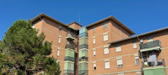 4 bedrooms Apartment in Carpi, Italy No. 370525 4