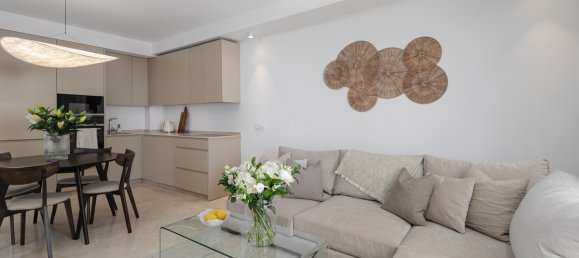 3 bedrooms Penthouse in Marbella, Spain No. 39390 7