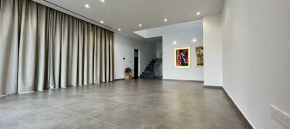 4 bedrooms Villa in Germasogeia, Cyprus No. 10853 6