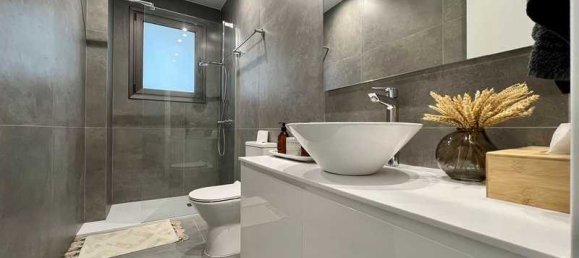 4 bedrooms Villa in Germasogeia, Cyprus No. 10853 2