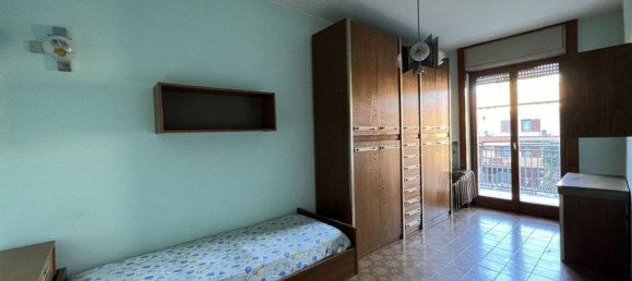 Квартира с 4 комнатами в Гарбаньяте Миланезе, Италия № 159799 12