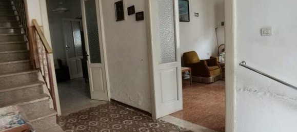 Casa de 4 divisões em Vittoria, Italy N.º 261343 9