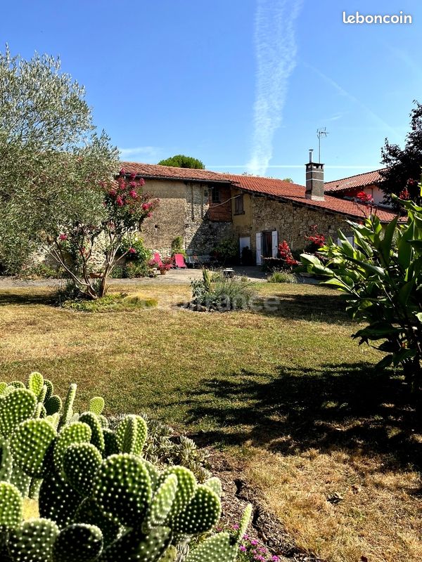 6 bedrooms House in Mauvezin, France No. 336337