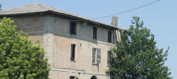 Дом с 10 комнатами в Терре дель Рено, Италия № 293167 2