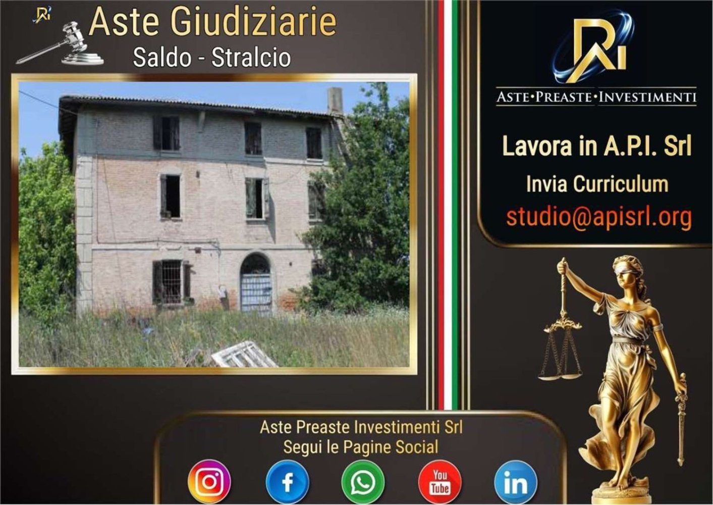 Дом с 10 комнатами в Терре дель Рено, Италия № 293167