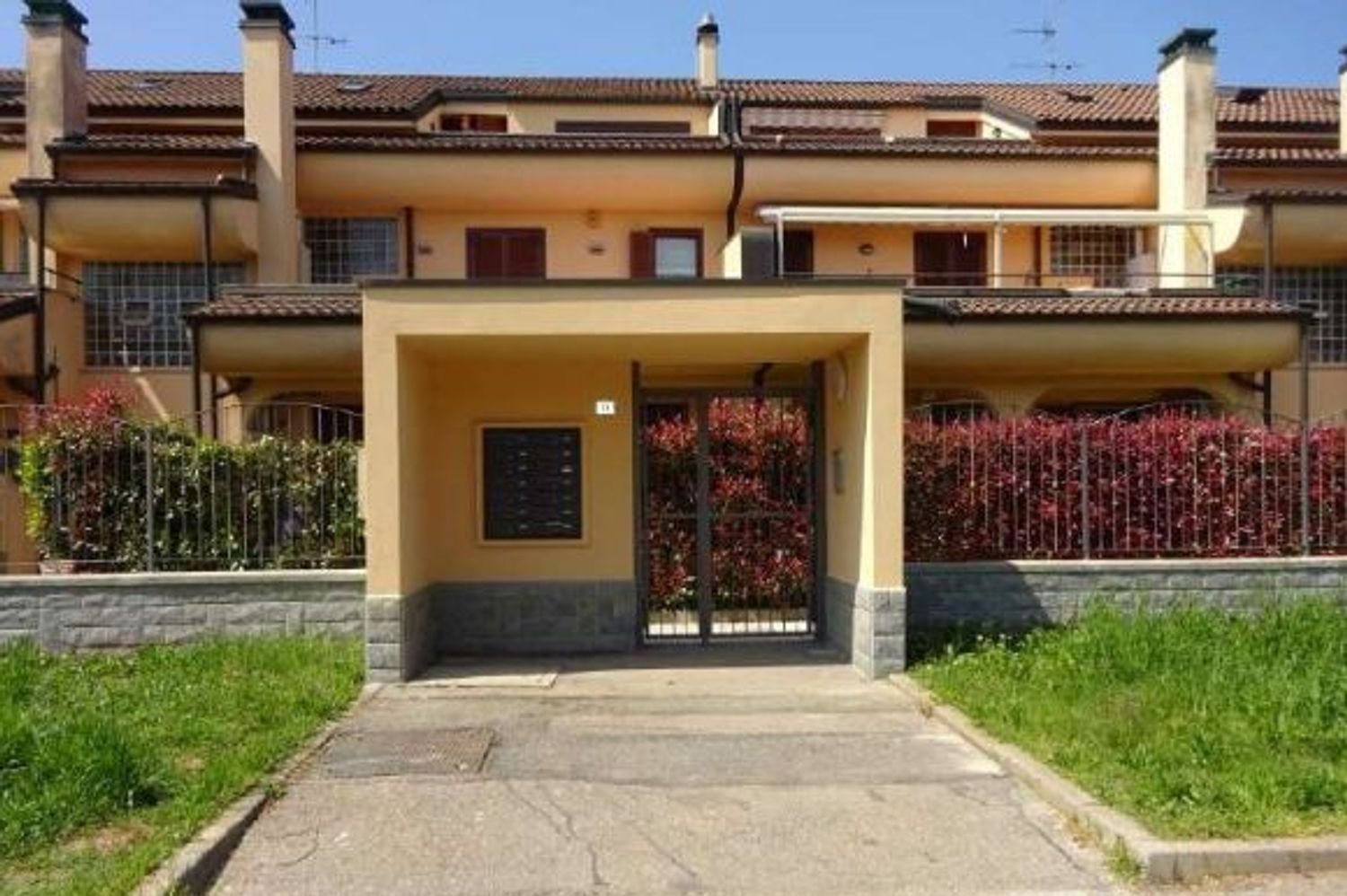 4 rooms Duplex in Bollate, Italy No. 59907