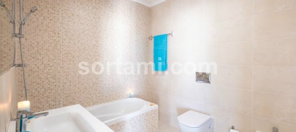 2 chambres Appartement à Portimao, Portugal No. 132406 7