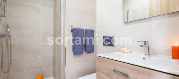 2 chambres Appartement à Portimao, Portugal No. 132406 5