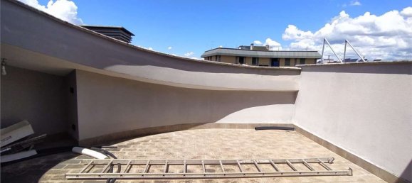 Penthouse T4 em Frosinone, Italy N.º 325615 12