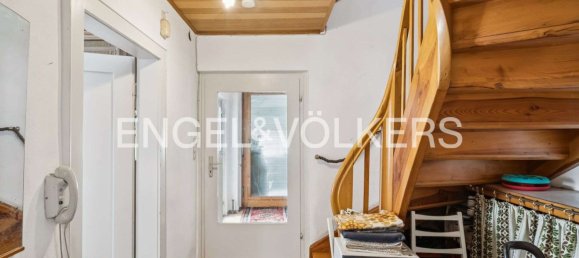 4 bedrooms House in Frankfurt am Main, Germany No. 292395 2