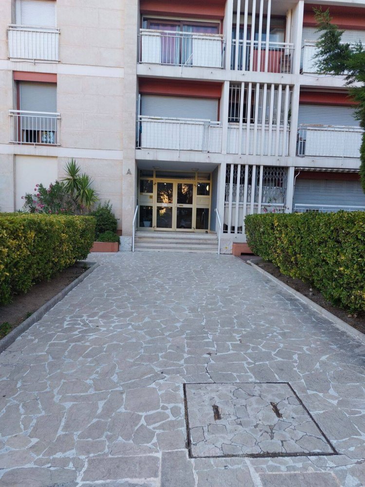 Studio in Marseille, France No. 332675