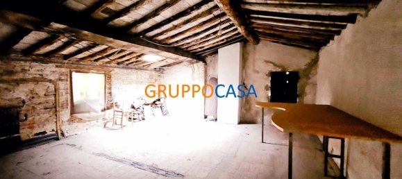 6 bedrooms House in Altopascio, Italy No. 97581 16