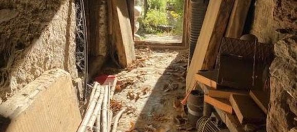 8 rooms House in Perloz, Italy No. 106256 19