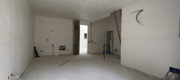 2 chambres Propriété commerciale à Bologna, Italy No. 226675 5