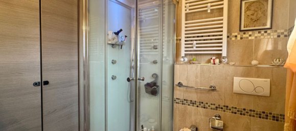 Apartamento T3 em Siena, Italy N.º 346249 10