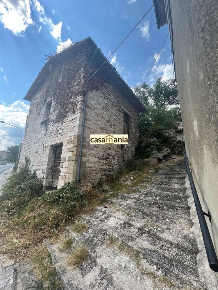 3 Schlafzimmer Haus in Frontone, Italy, Nr. 325962