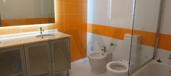 3 bedrooms Apartment in Cascais, Portugal No. 111175 24