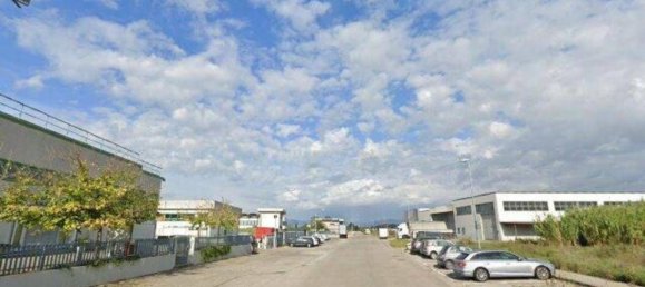 Здание 322м² в Фучеккьо, Италия № 346841 3