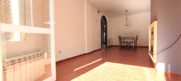 Adosado de 3 dormitorios en La Pedraja de Portillo, Spain No. 178551 32