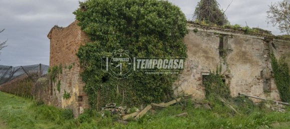 Casa de 4 habitaciónes en Cesena, Italy No. 260576 5