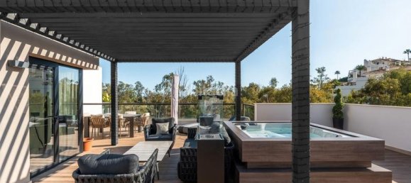 3 Schlafzimmer Wohnung in Marbella, Spain, Nr. 74970 3