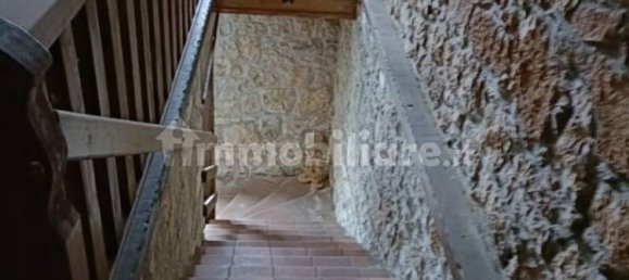 3غرفة عقار تجاري في Vastogirardi, Italy رقم 279342 20