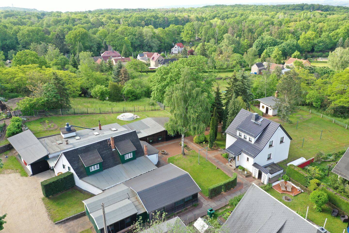 Земельный участок с 2 спальнями в Radebeul, Германия № 268238