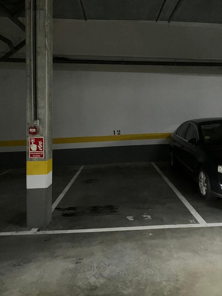 16m² Garage in Madrid, Spain No. 158911