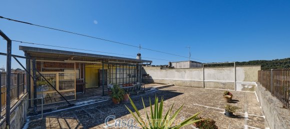 Casa de 4 habitaciónes en Supersano, Italy No. 59682 18