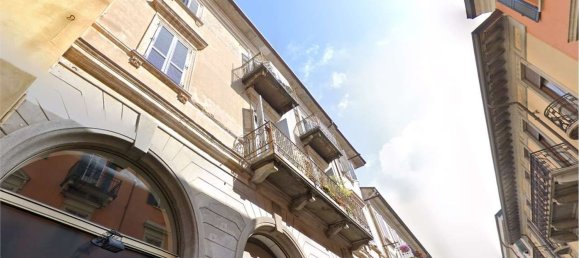 8-salle Appartement à Novara, Italy No. 7512 3